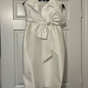 Badgley Mischka Strapless White Dress with Bow